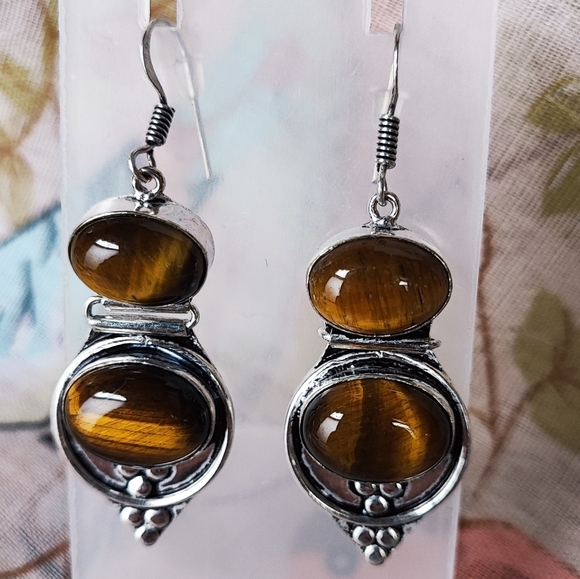 Tiger's Tiger Eye Sterling 925 Brand New Pierced Earrings - Picture 2 of 9